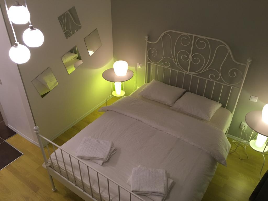 Green Apartment Бухарест Экстерьер фото
